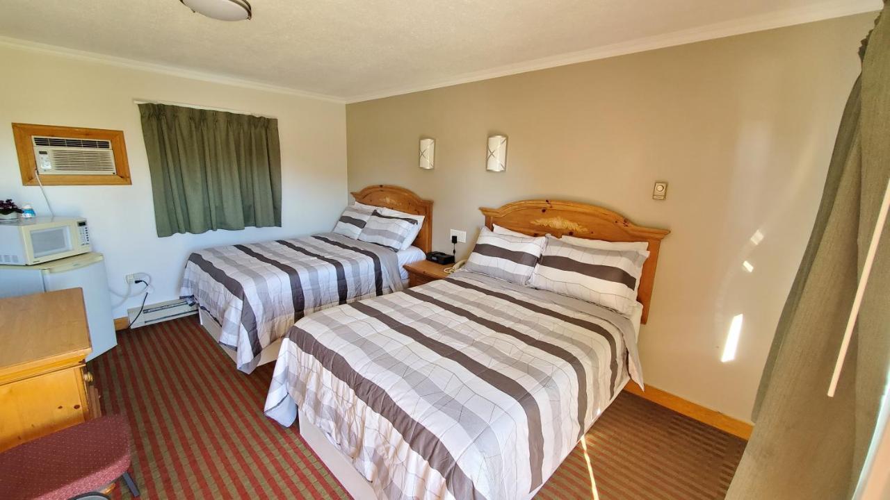 Knights Inn Colonial Fireside Inn Pembroke Buitenkant foto