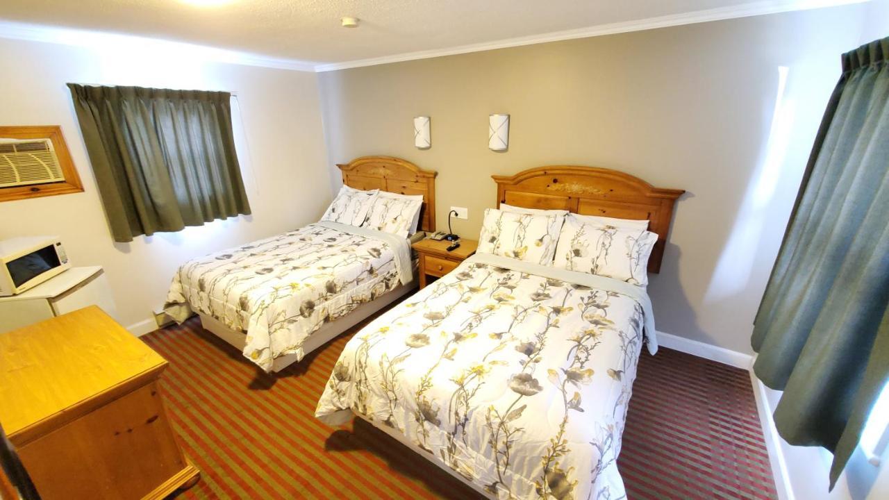 Knights Inn Colonial Fireside Inn Pembroke Buitenkant foto