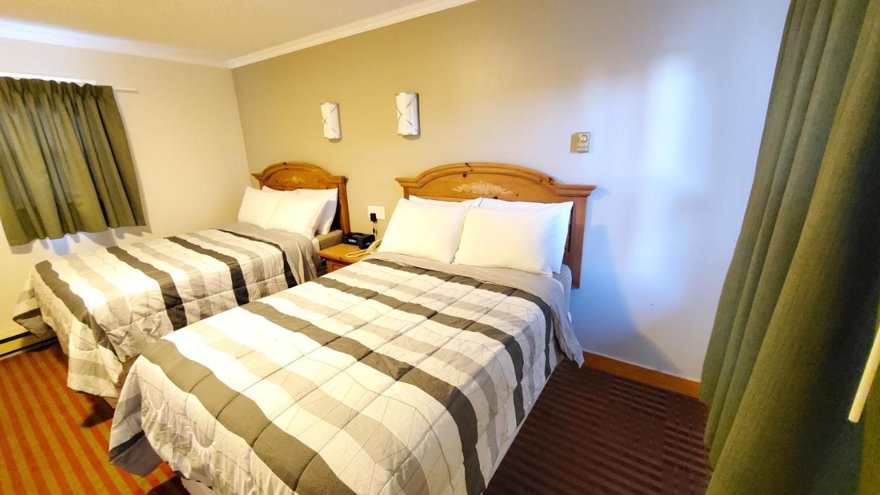 Knights Inn Colonial Fireside Inn Pembroke Buitenkant foto