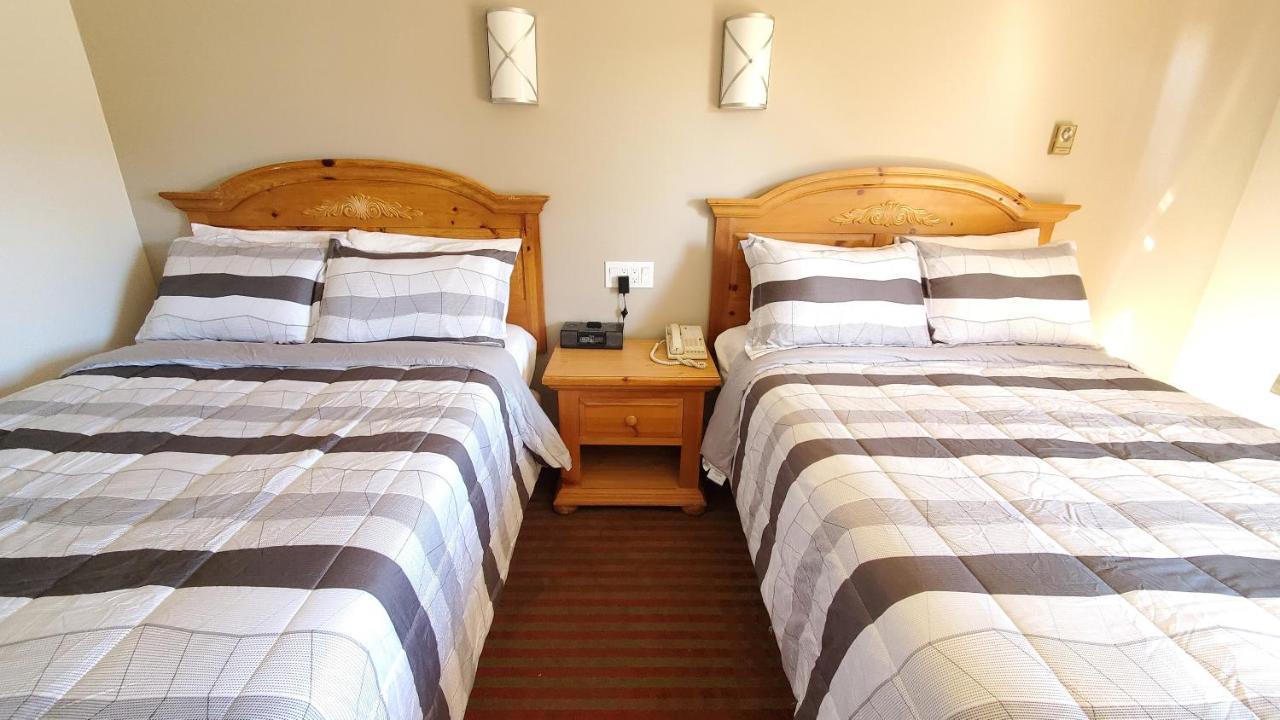 Knights Inn Colonial Fireside Inn Pembroke Buitenkant foto