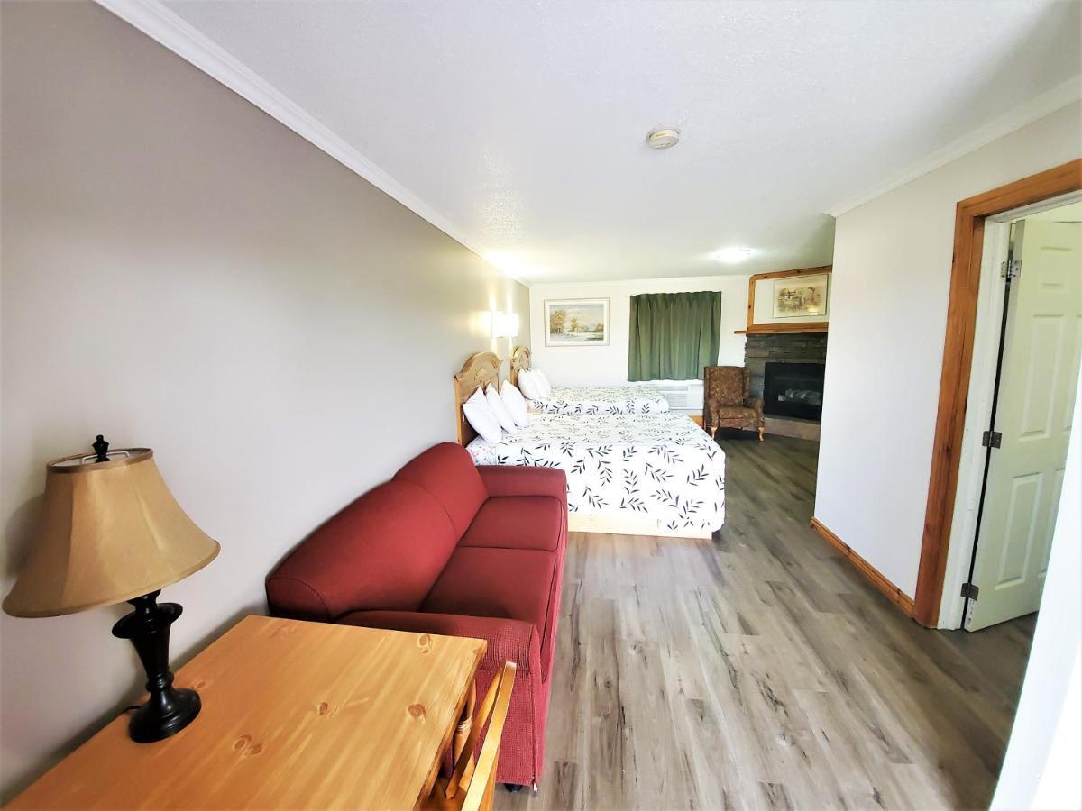 Knights Inn Colonial Fireside Inn Pembroke Buitenkant foto