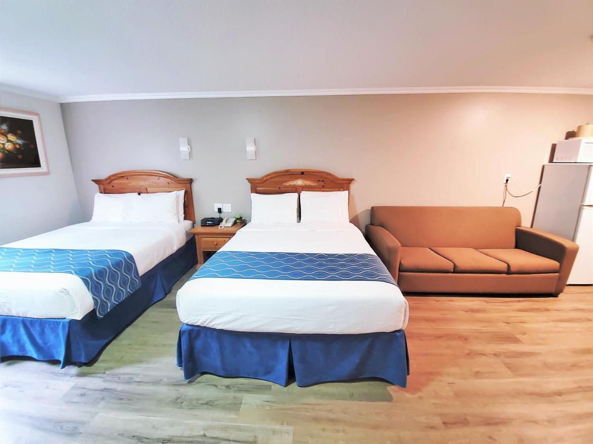 Knights Inn Colonial Fireside Inn Pembroke Buitenkant foto