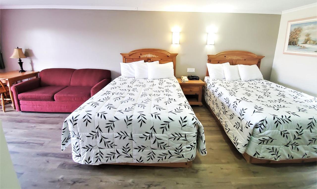 Knights Inn Colonial Fireside Inn Pembroke Buitenkant foto