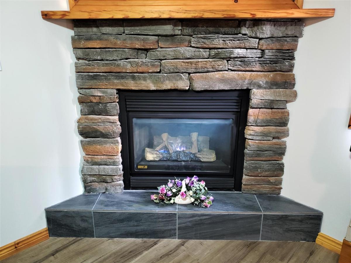 Knights Inn Colonial Fireside Inn Pembroke Buitenkant foto